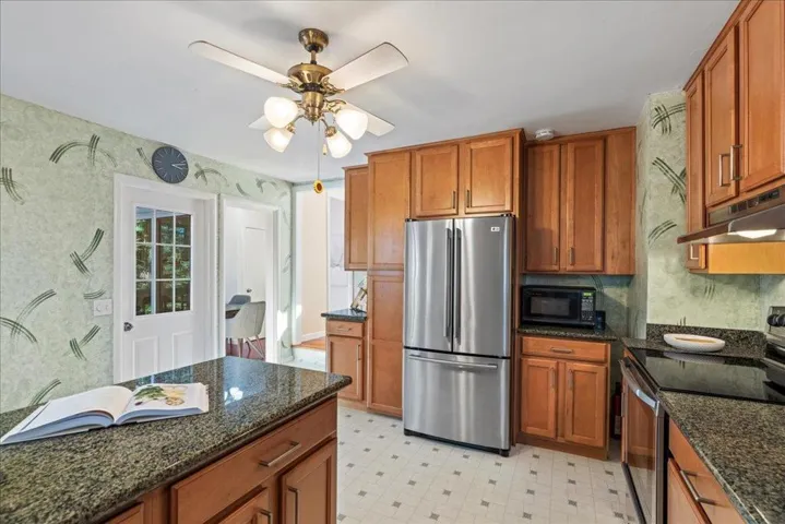 17897 Mozelle Court, Los Gatos, California 95033