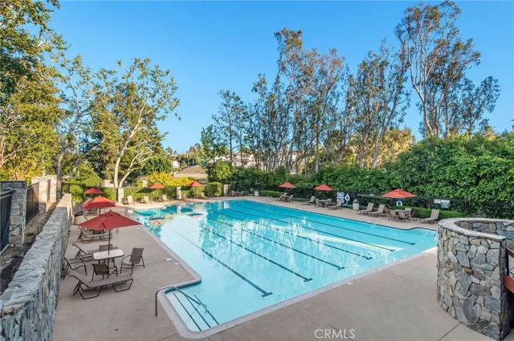 9736 Willow Glenn Circle, North Tustin, California 92705