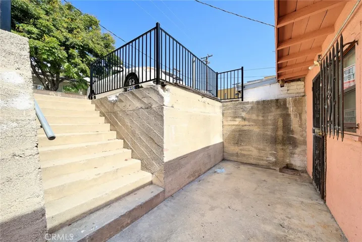 1771 E Washington Boulevard, Pasadena, California 91104