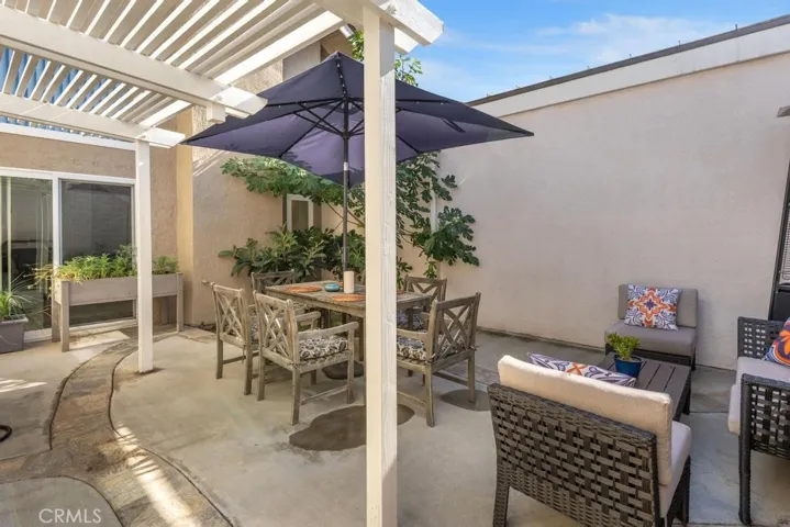 2 Willowgrove, Irvine, California 92604