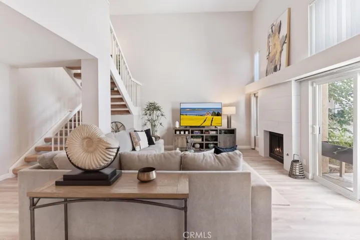2 Willowgrove, Irvine, California 92604