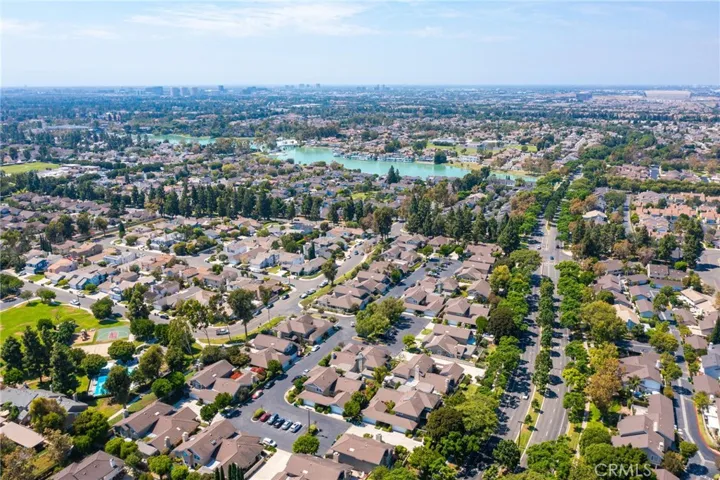 2 Willowgrove, Irvine, California 92604