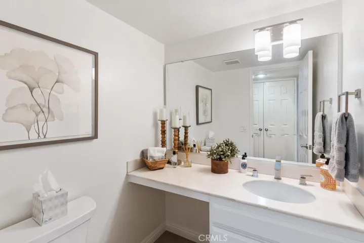 2 Willowgrove, Irvine, California 92604