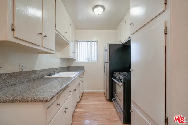 1943 Overland Avenue Unit 3, Los Angeles, California 90025