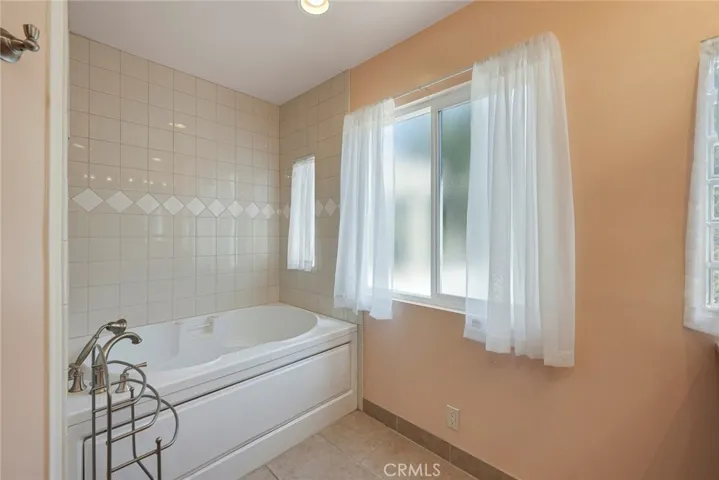 4173 N Sunset Street, Orange, California 92865