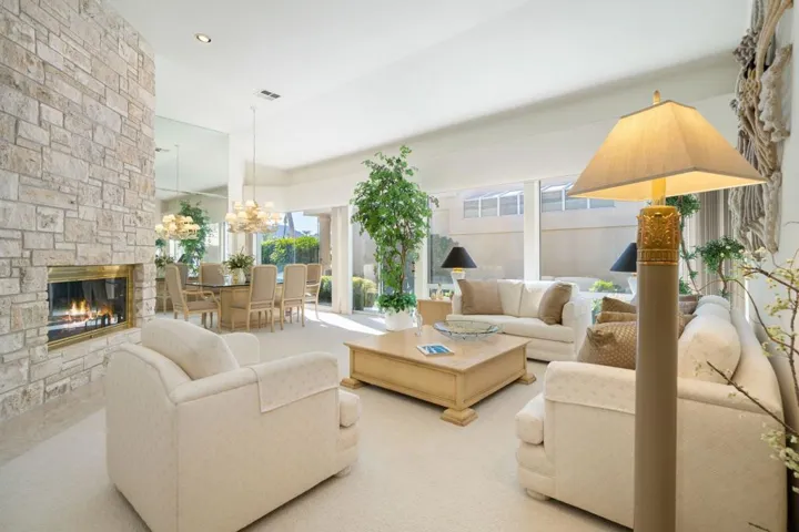 19-web-or-mls-RZInverness_2023_019