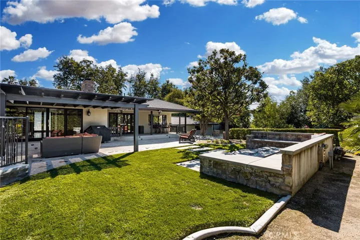 2381 N Euclid Avenue, Upland, California 91784