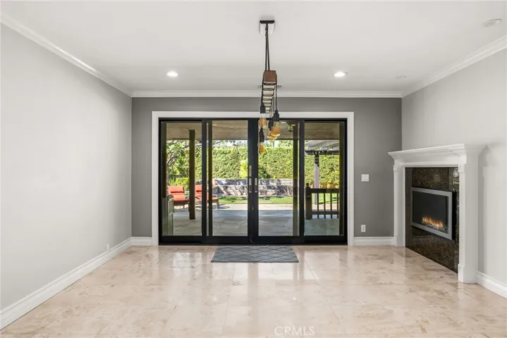 2381 N Euclid Avenue, Upland, California 91784