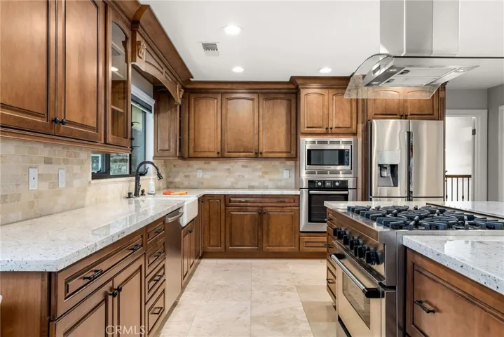 2381 N Euclid Avenue, Upland, California 91784