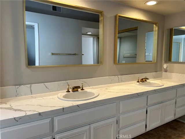 24770 Calle Altamira, Calabasas, California 91302