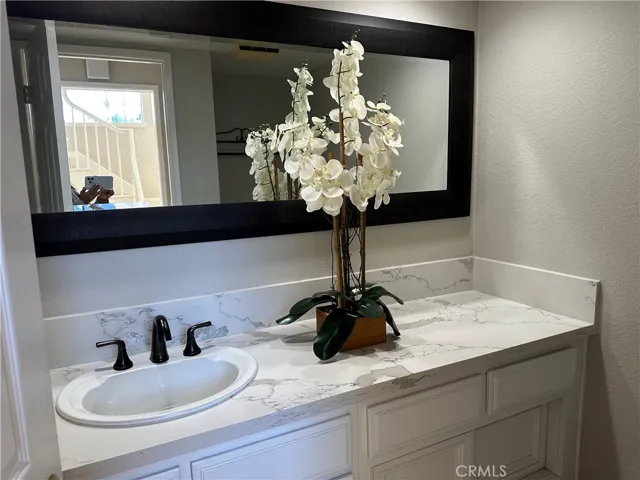 24770 Calle Altamira, Calabasas, California 91302