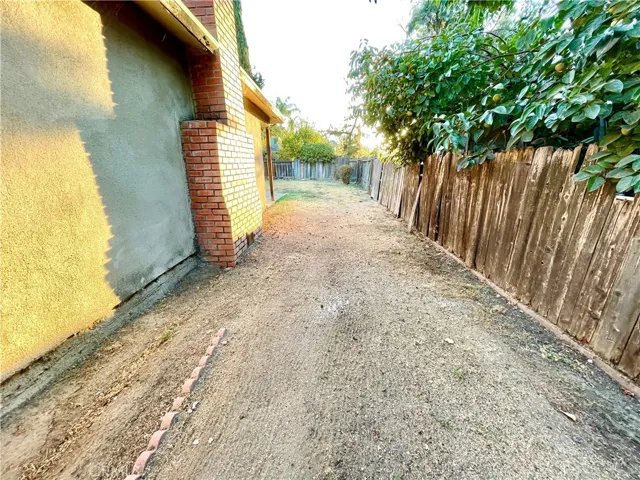 3316 Carson Court, Merced, California 95348