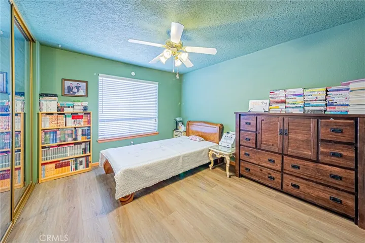 15813 Willow Street, Hesperia, California 92345