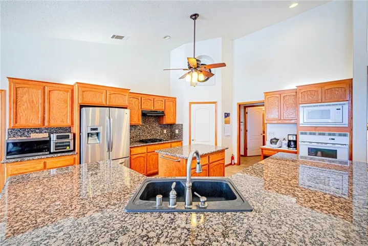 15813 Willow Street, Hesperia, California 92345