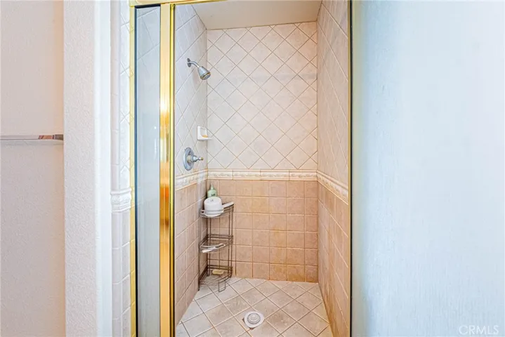 15813 Willow Street, Hesperia, California 92345