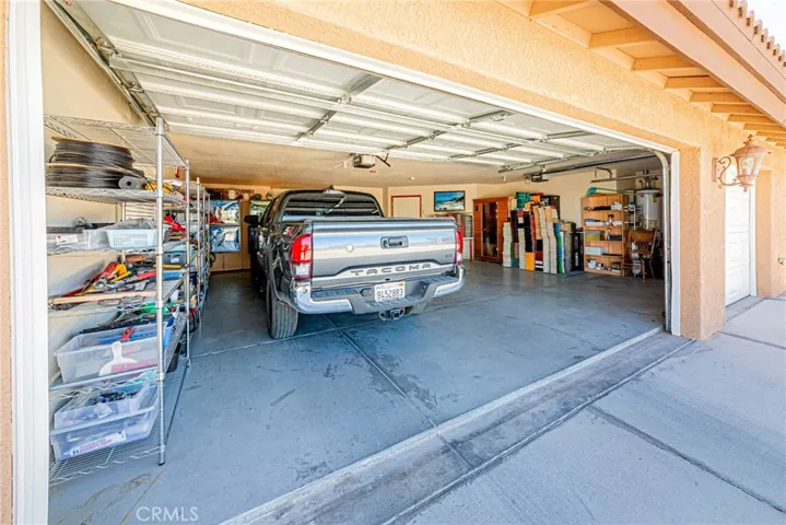 15813 Willow Street, Hesperia, California 92345