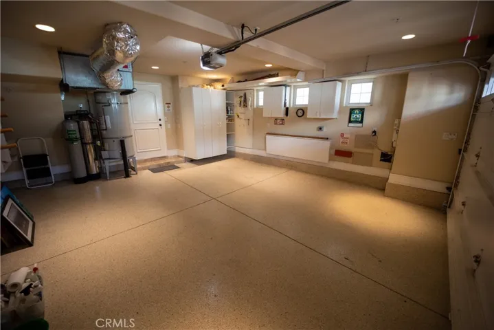 nice sized garage