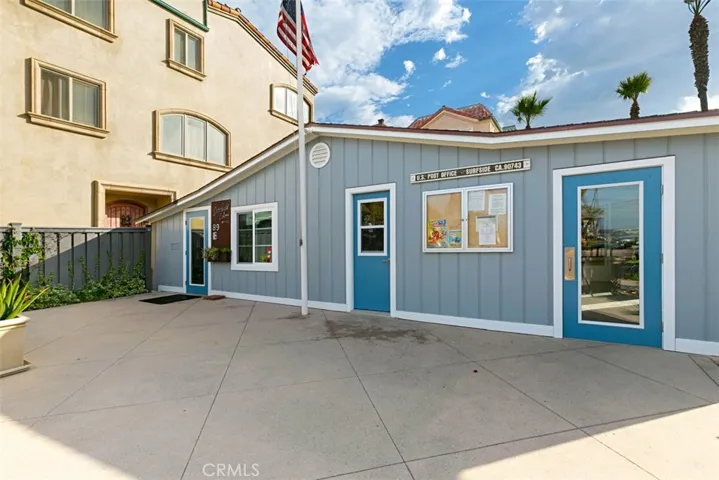 61 A Surfside, Surfside, California 90743
