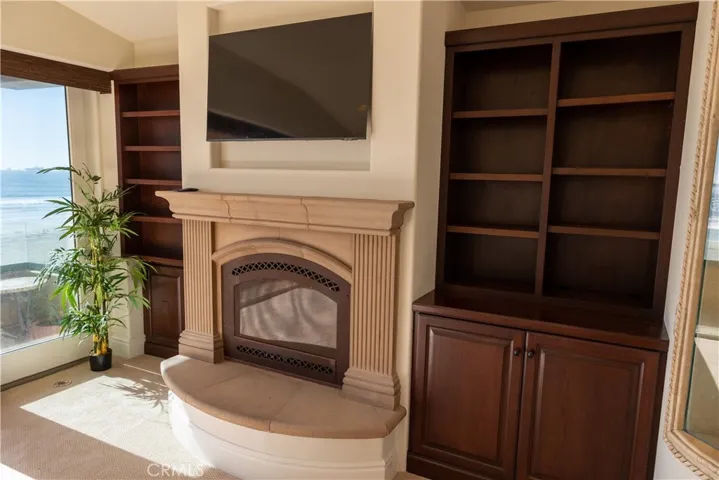 61 A Surfside, Surfside, California 90743