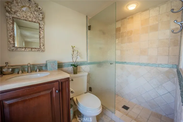 ensuite bath for 2nd br