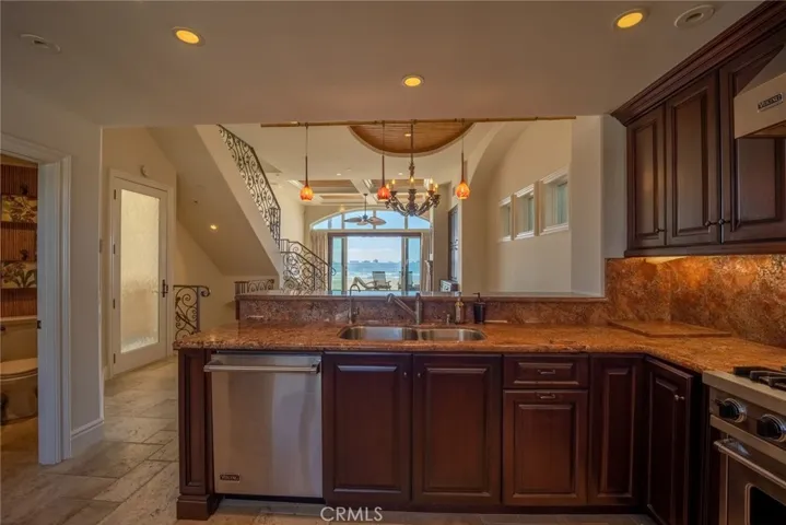 61 A Surfside, Surfside, California 90743