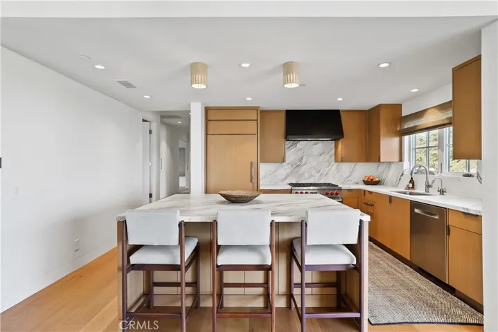 515 Poplar Street, Laguna Beach, California 92651