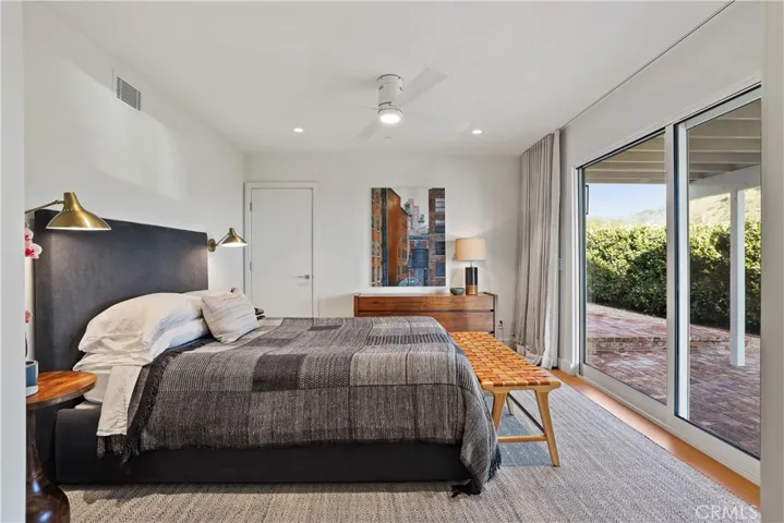 515 Poplar Street, Laguna Beach, California 92651