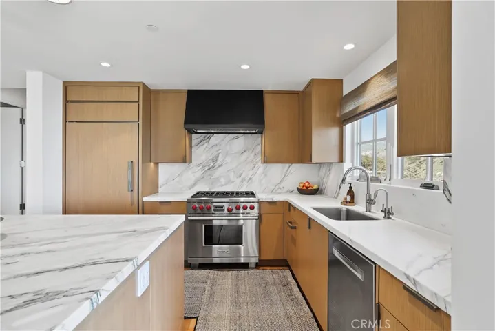515 Poplar Street, Laguna Beach, California 92651