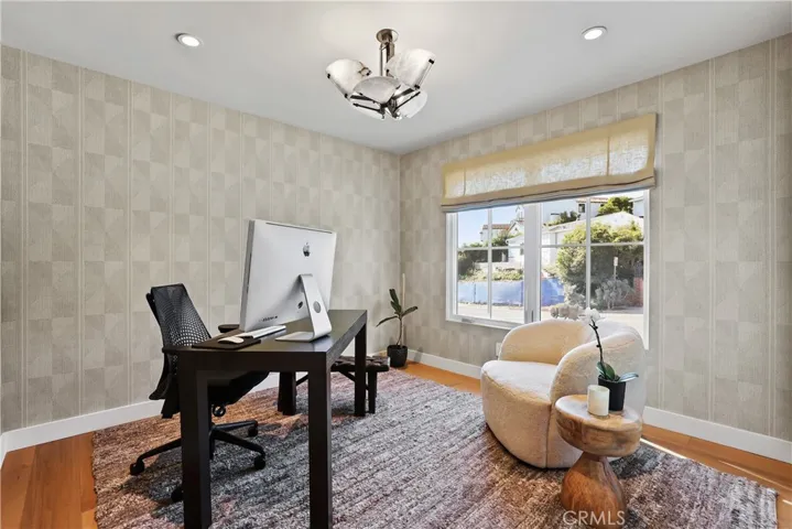 515 Poplar Street, Laguna Beach, California 92651