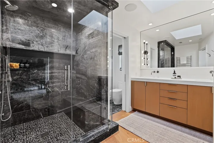 515 Poplar Street, Laguna Beach, California 92651
