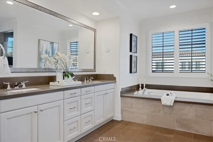 51 Lowland, Irvine, California 92602