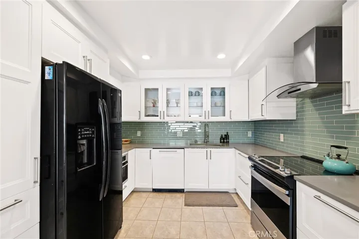 3200 La Rotonda Drive 113, Rancho Palos Verdes, California 90275