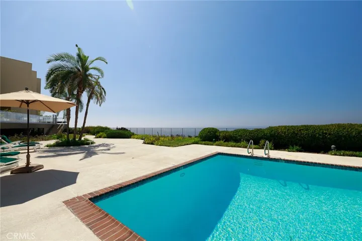 3200 La Rotonda Drive 113, Rancho Palos Verdes, California 90275