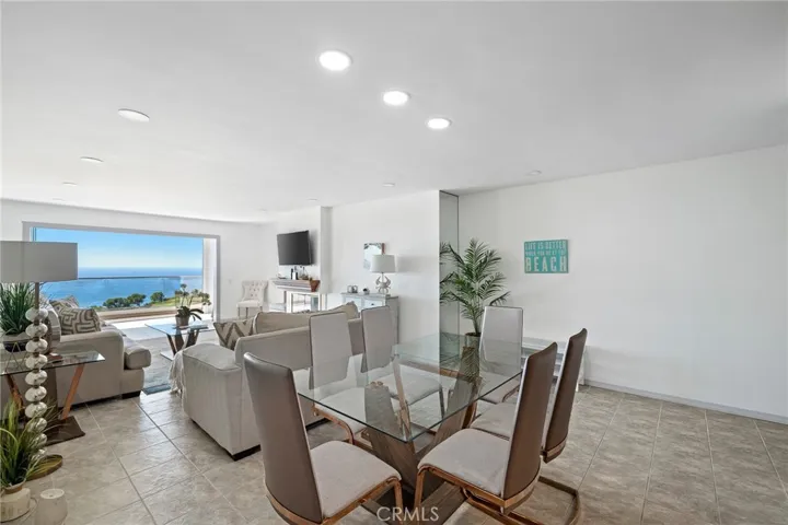 3200 La Rotonda Drive 113, Rancho Palos Verdes, California 90275
