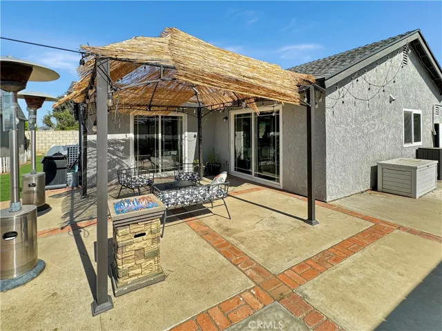 7211 Auld Street, Riverside, California 92503