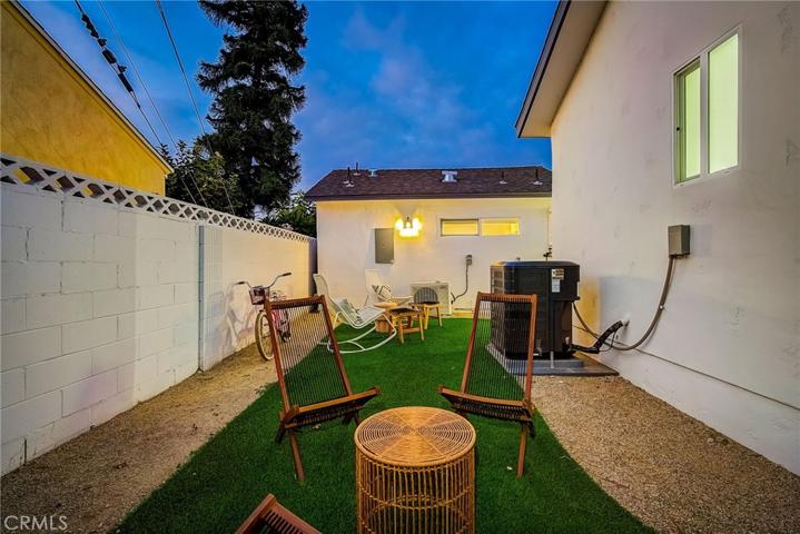2001 S Spaulding Avenue, Los Angeles, California 90016