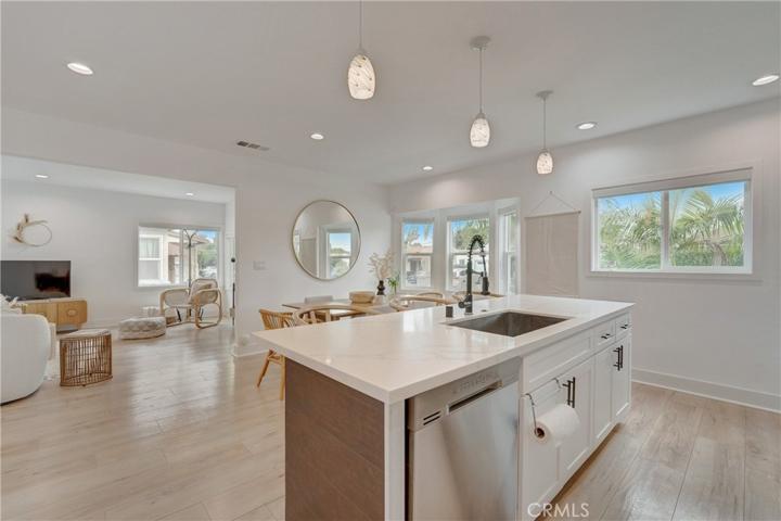2001 S Spaulding Avenue, Los Angeles, California 90016