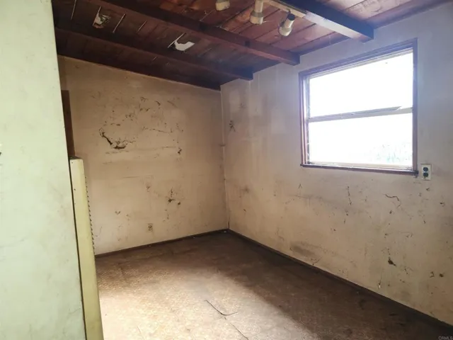 25136 Viejas Boulevard, Descanso, California 91916