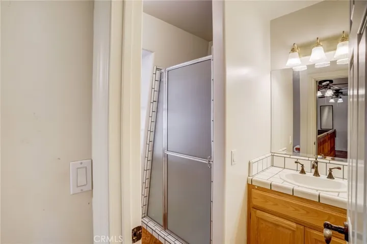 Guest shower