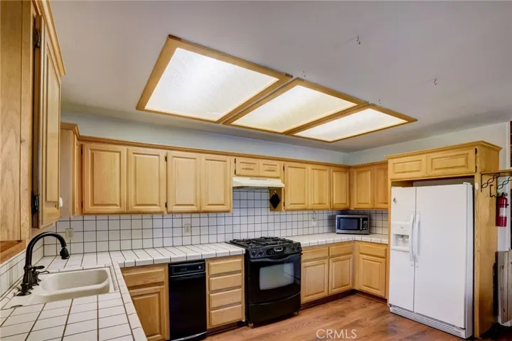 2170 Mariposa Lane, Big Bear City, California 92314