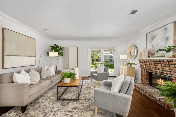 1672 Tustin Avenue, Costa Mesa, California 92627