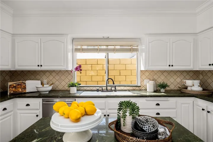1672 Tustin Avenue, Costa Mesa, California 92627