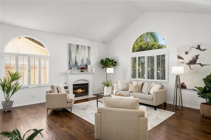 1672 Tustin Avenue, Costa Mesa, California 92627