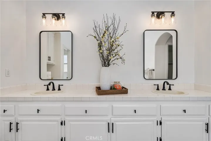 1672 Tustin Avenue, Costa Mesa, California 92627