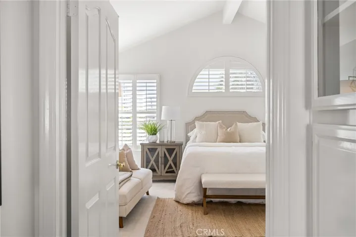 1672 Tustin Avenue, Costa Mesa, California 92627