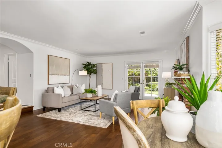 1672 Tustin Avenue, Costa Mesa, California 92627