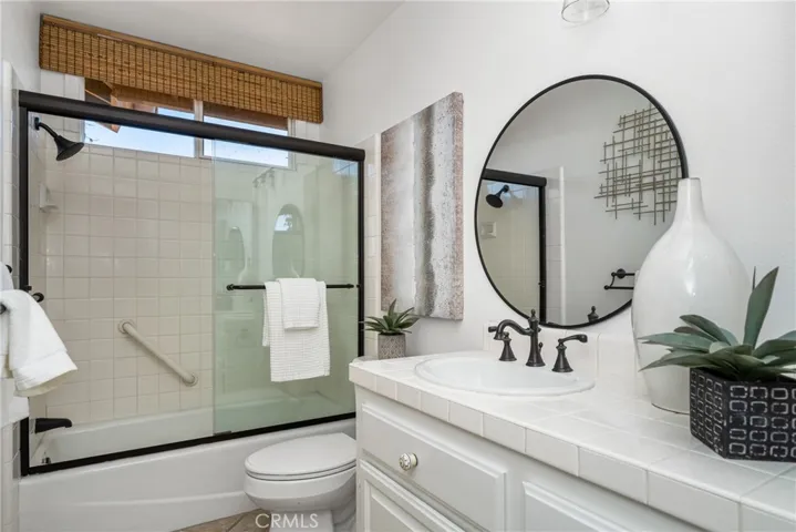 1672 Tustin Avenue, Costa Mesa, California 92627