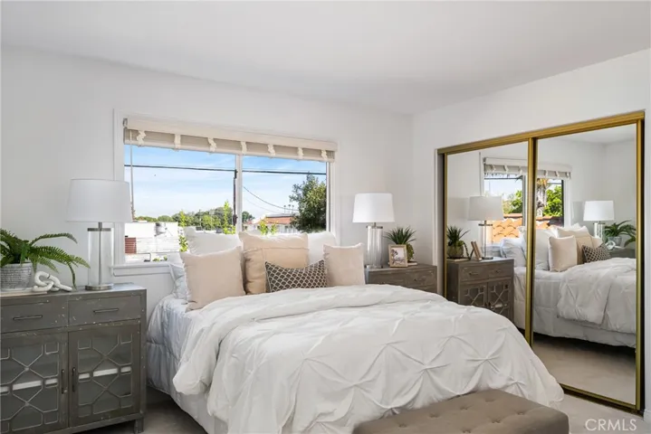 1672 Tustin Avenue, Costa Mesa, California 92627
