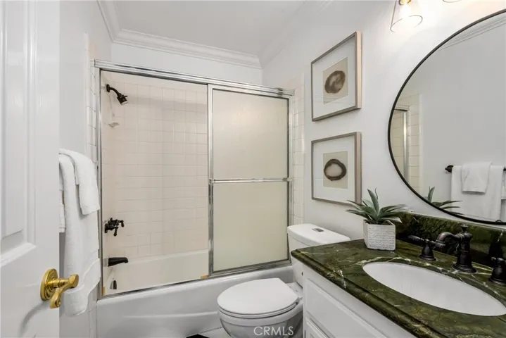 1672 Tustin Avenue, Costa Mesa, California 92627