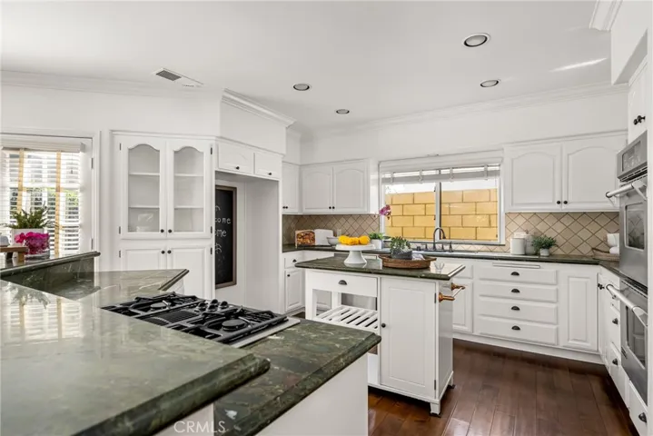 1672 Tustin Avenue, Costa Mesa, California 92627